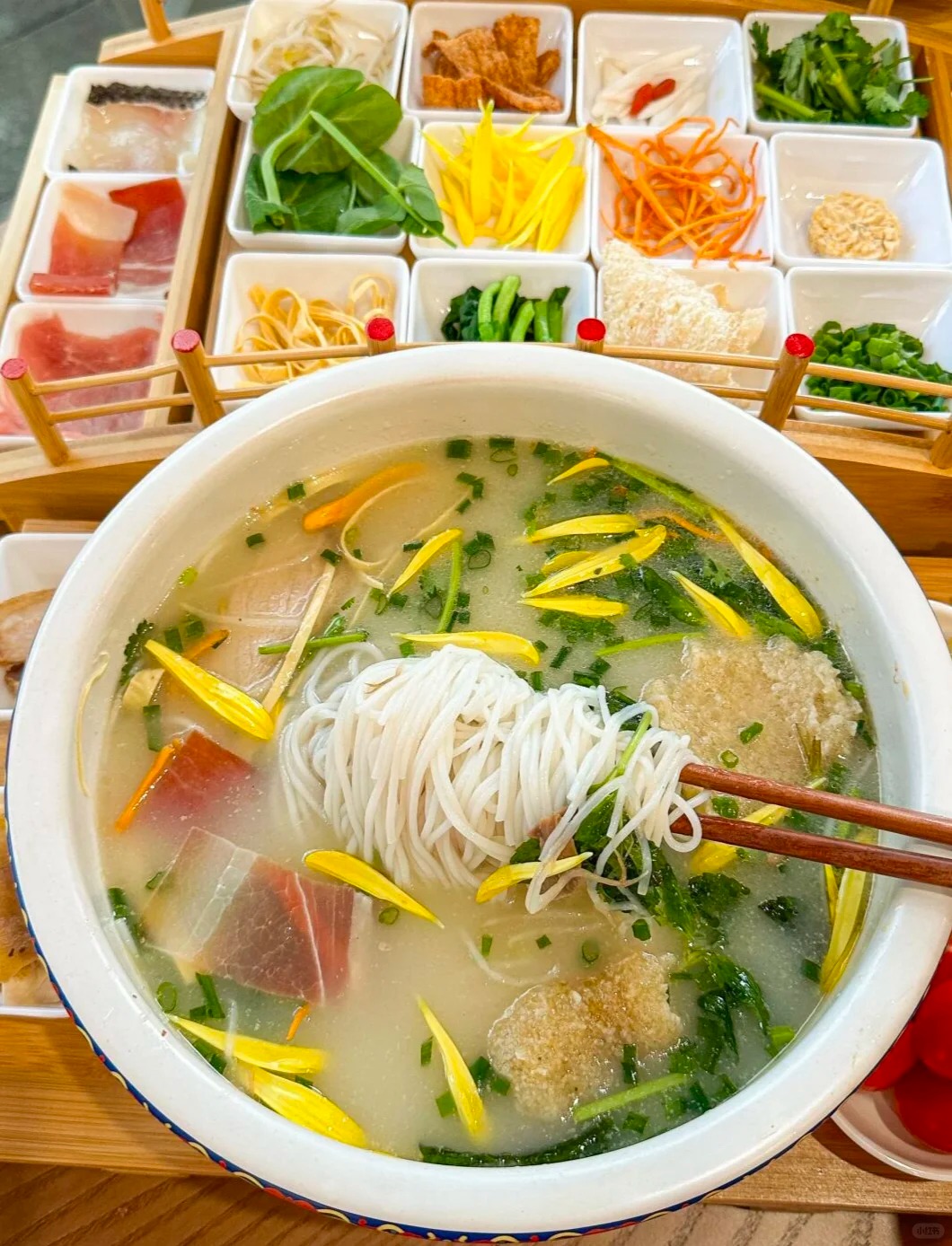 Guoqiao Mianxian